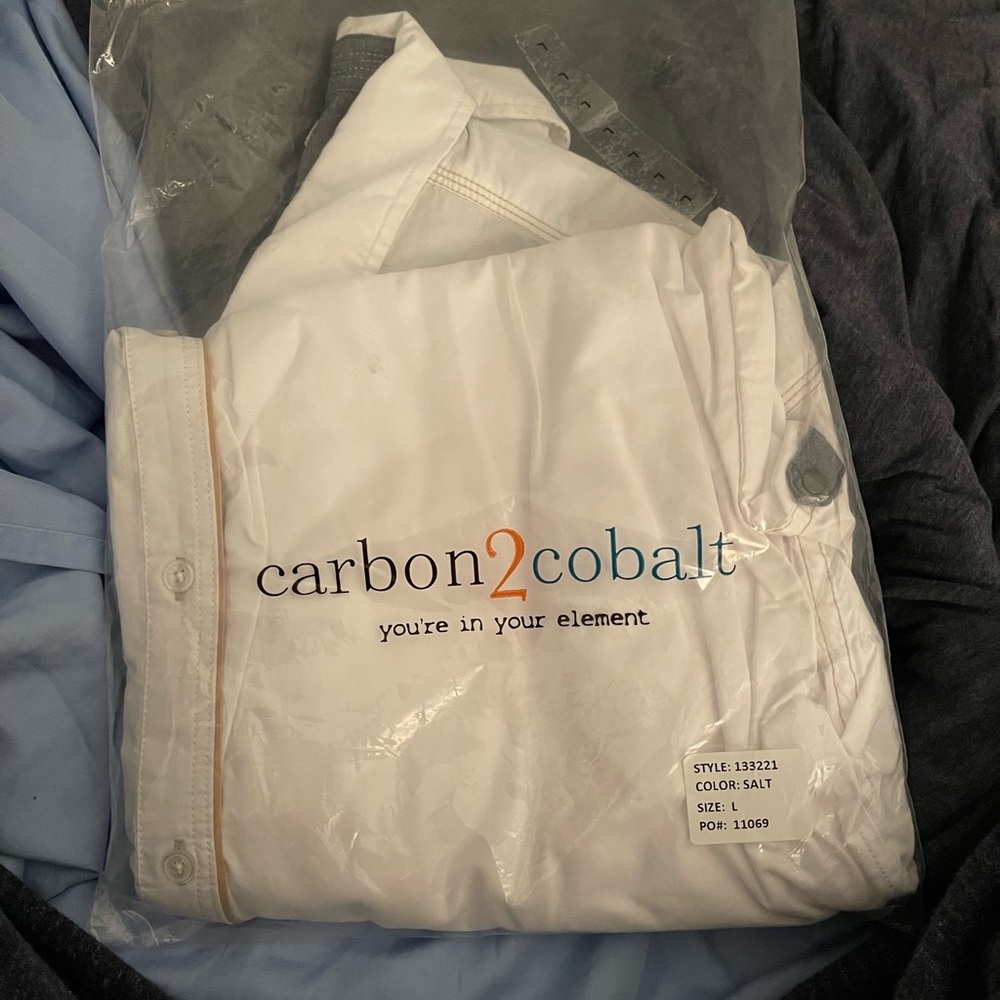 Carbón 2 cobalt brand new shirt accidentally ordered 2!